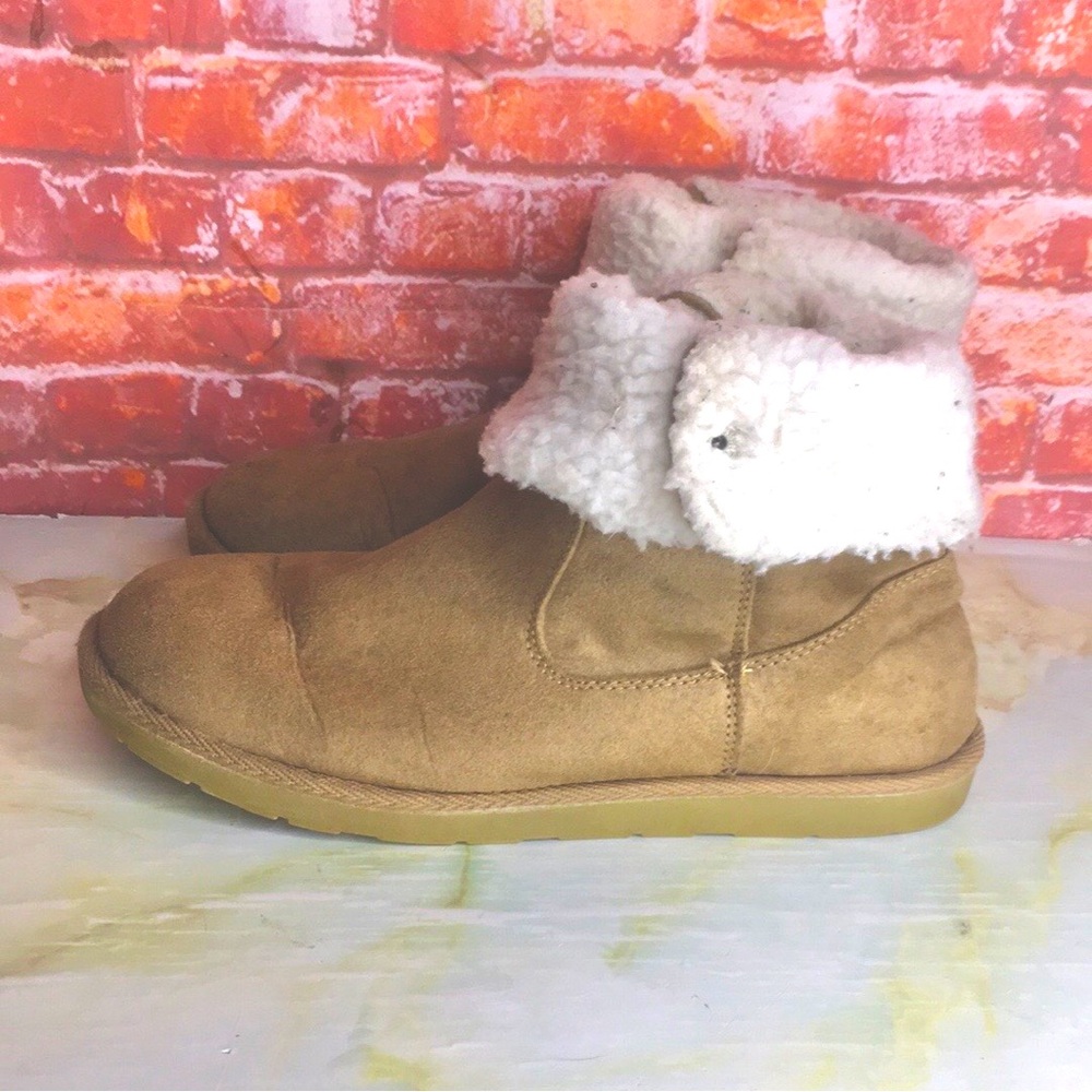 Airwalk Cozy Tan Suede Convertible Shearling Lined Boots